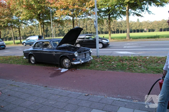 Oldtimer vat vlam