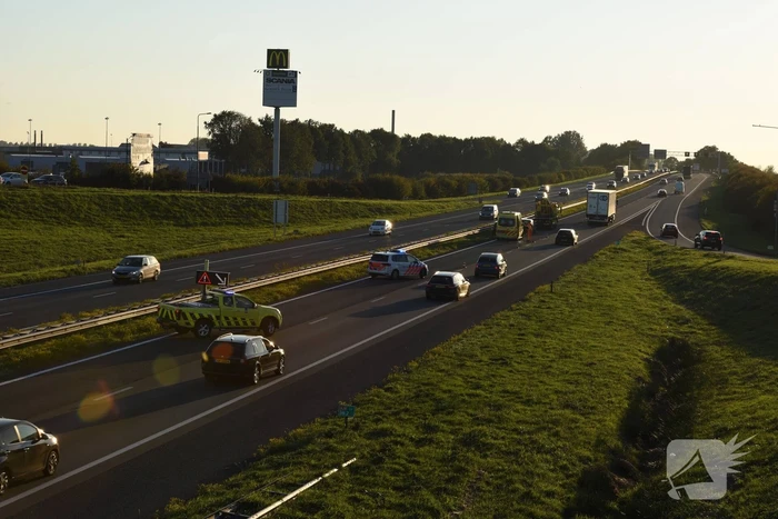 Rijstrook afgesloten na ongeval
