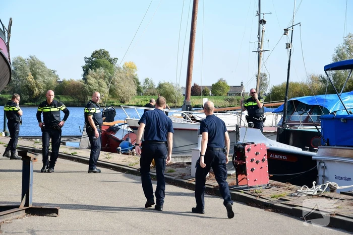 Overleden persoon in water aangetroffen