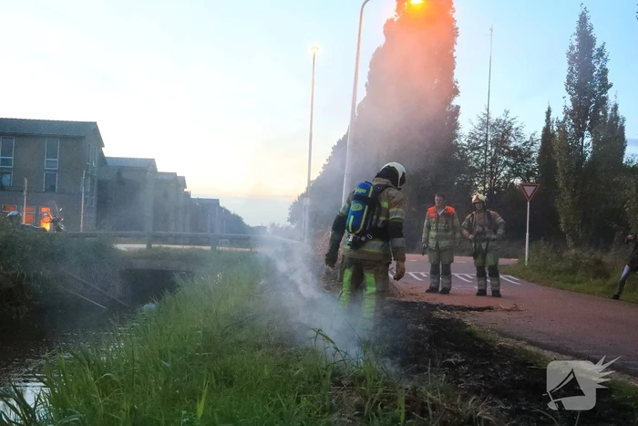 Lean (10) en Alec (8) blussen brand