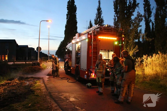 Lean (10) en Alec (8) blussen brand