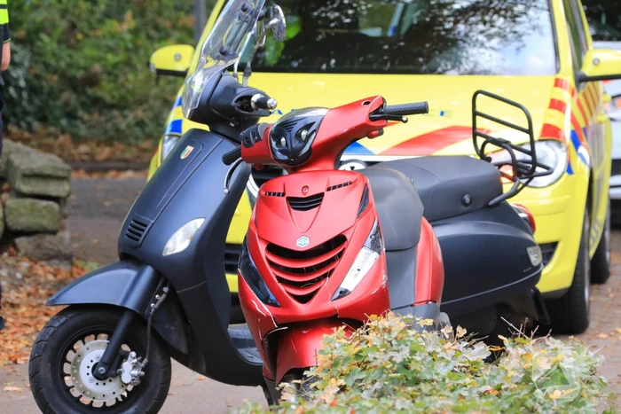Scooterrijder breekt pols bij aanrijding