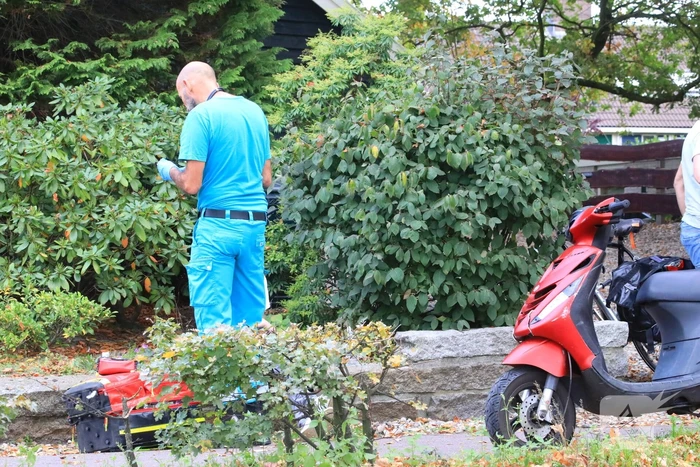 Scooterrijder breekt pols bij aanrijding