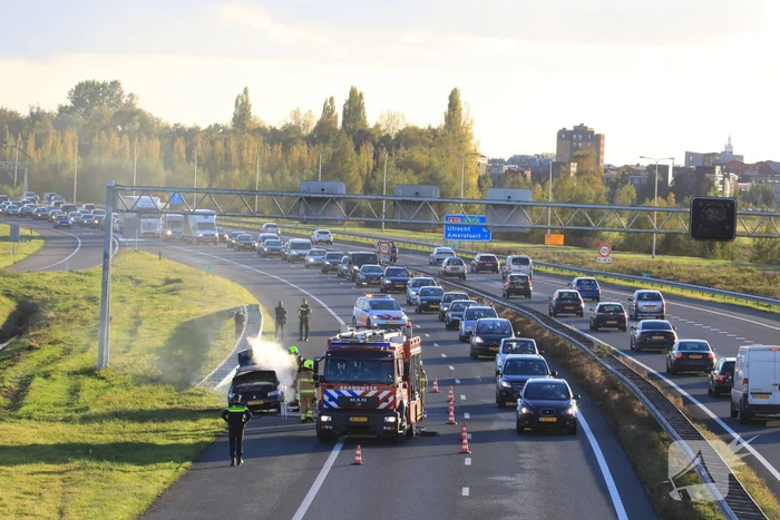 Voertuig verwoest door brand