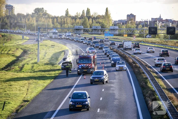 Voertuig verwoest door brand