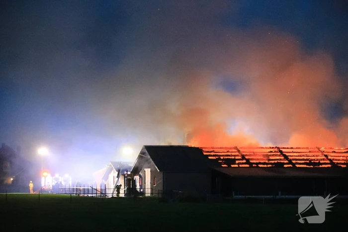 Kippenschuur verwoest door brand