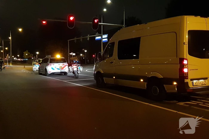Fietser zwaargewond bij aanrijding met auto