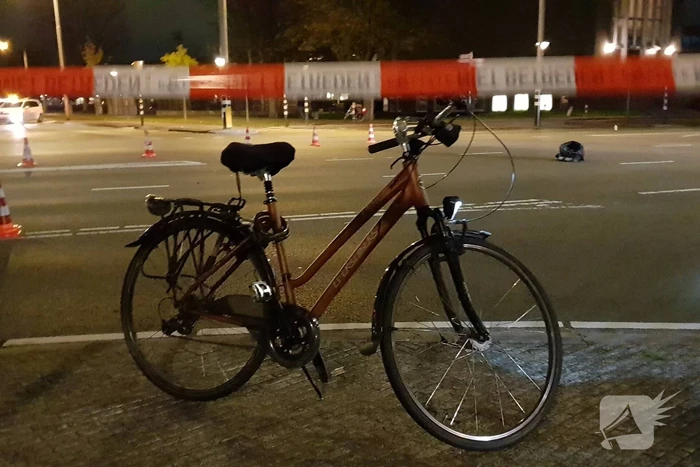 Fietser zwaargewond bij aanrijding met auto