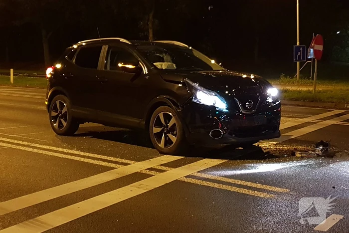 Twee gewonden bij kop-staartaanrijding