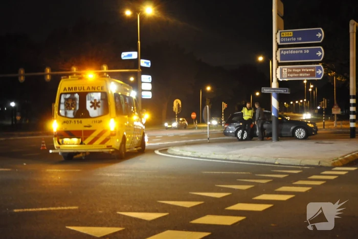 Twee gewonden bij kop-staartaanrijding