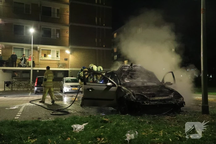 Auto brandt uit na starten