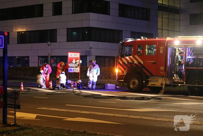Twee mannen aangehouden met witte bestelbus met vaten