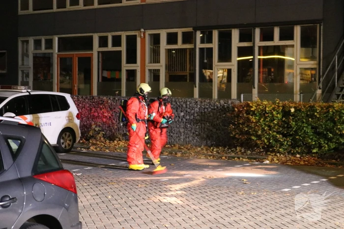 Twee mannen aangehouden met witte bestelbus met vaten