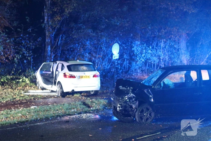 Veel schade na aanrijding