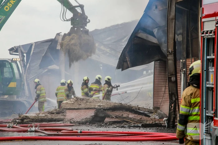 Groot onderzoek naar zoveelste brand veehouder