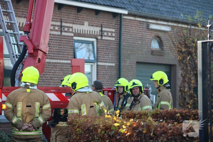 Hardnekkige schoorsteenbrand moeilijk te blussen