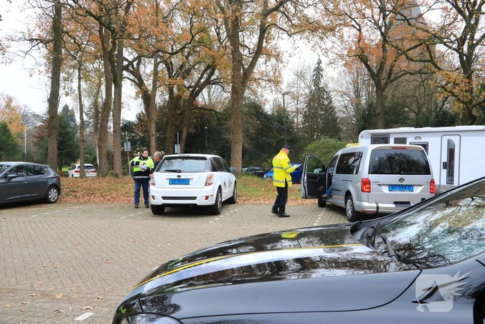 Politie houdt taxi- en rijschoolcontrole