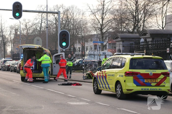 Fietser gewond na aanrijding met auto