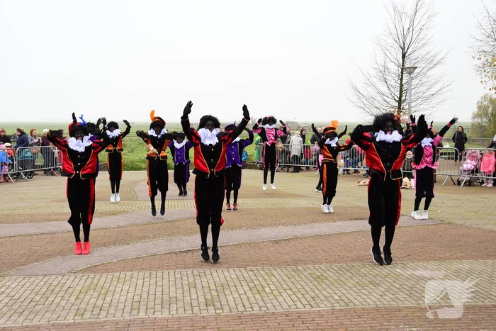 Groot welkom voor Sinterklaas en Zwarte Piet