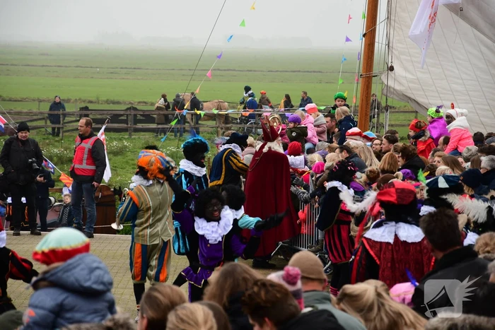 Groot welkom voor Sinterklaas en Zwarte Piet