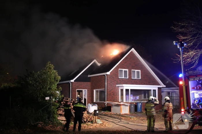 Uitslaande brand in nieuwe leegstaande woning