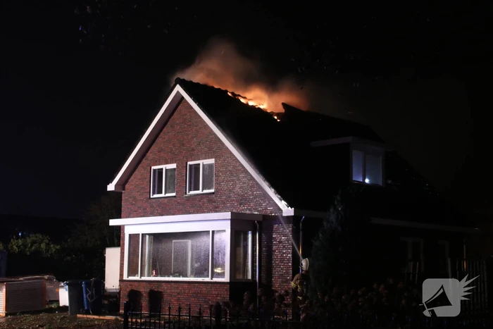 Uitslaande brand in nieuwe leegstaande woning