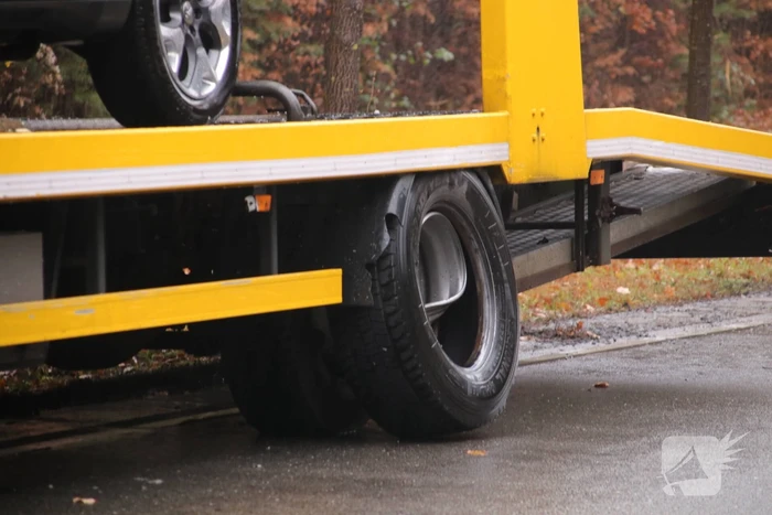 Auto total-loss na flinke aanrijding
