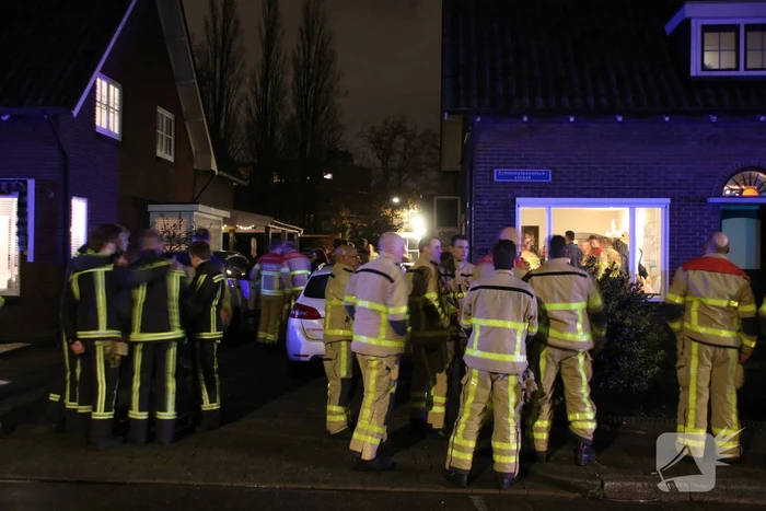 Brandweerlieden brengen eerbetoon aan ernstig zieke collega