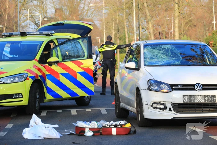 Fietser zwaargewond door aanrijding