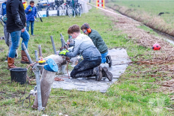 Carbidschieten in volle gang