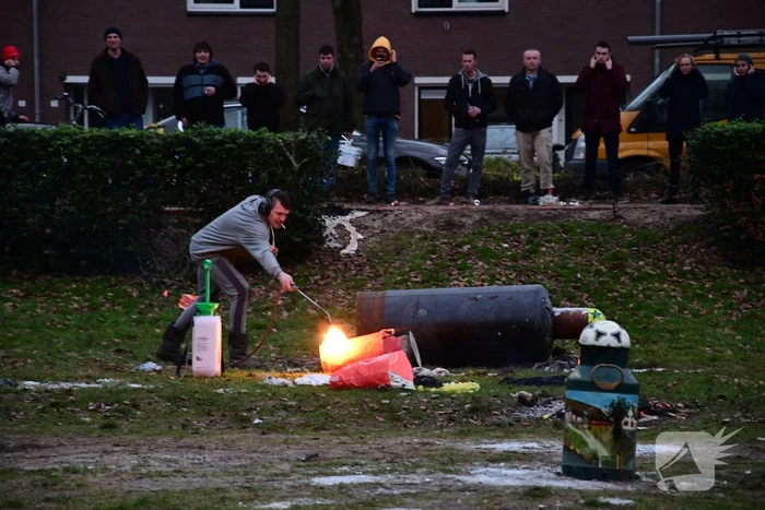 Carbidschieten trekt veel bekijks