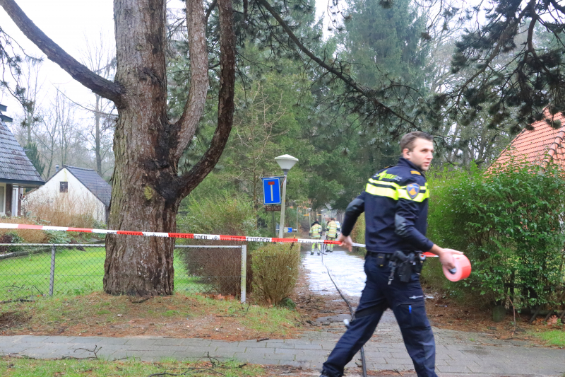 Brandweer opzoek naar gaslek