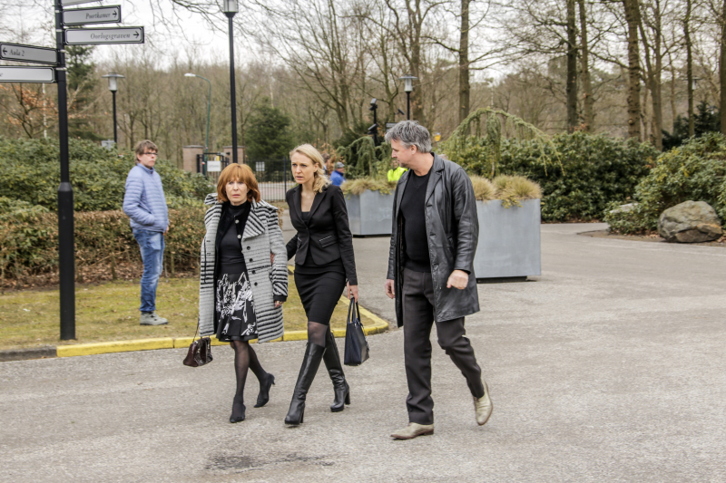 Mies Bouwman in besloten kring gecremeerd