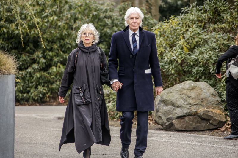 Mies Bouwman in besloten kring gecremeerd