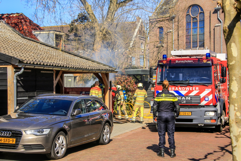 Veel rook bij containerbrand