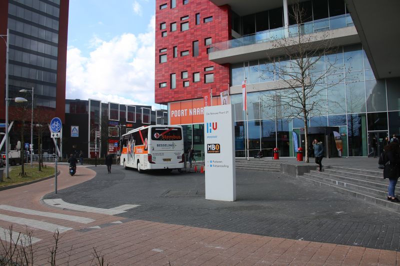 Q-Music DJ motiveert HU-studenten te stemmen