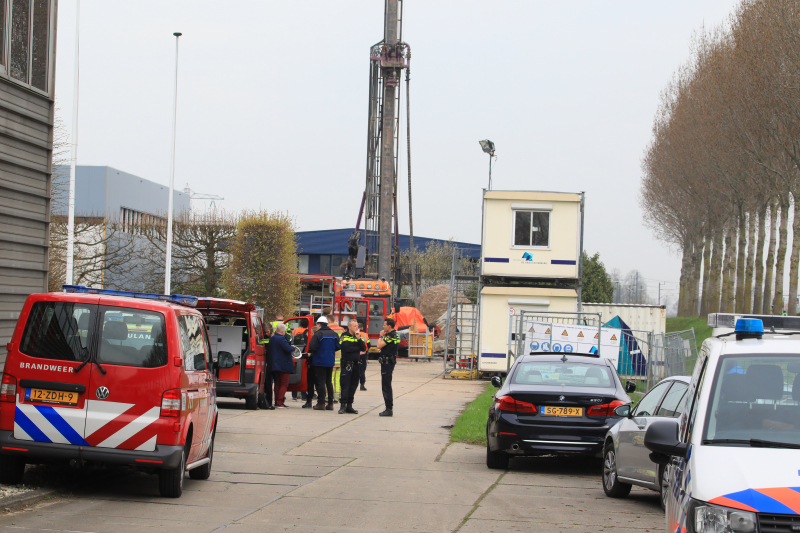 Kraanmachinist overleden na vallende heipaal