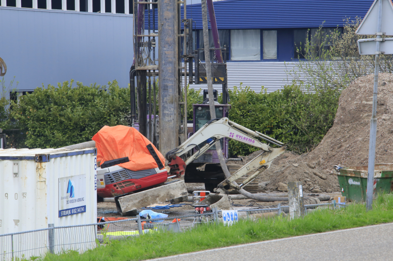 Kraanmachinist overleden na vallende heipaal