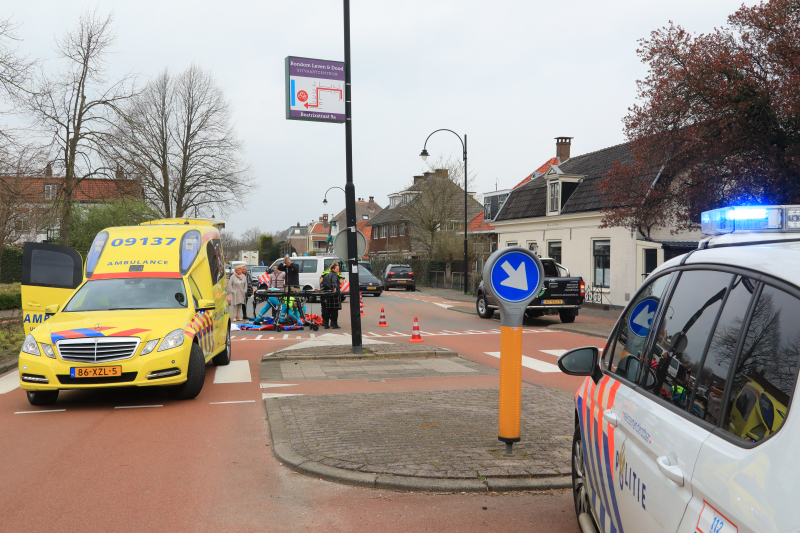 Fietsster ernstig gewond na aanrijding