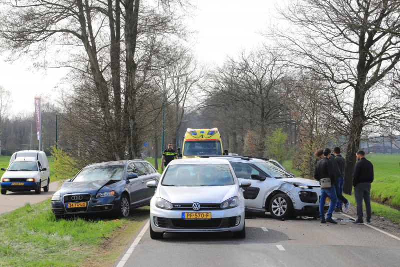 Keerende tractor zorgt voor flink ongeval