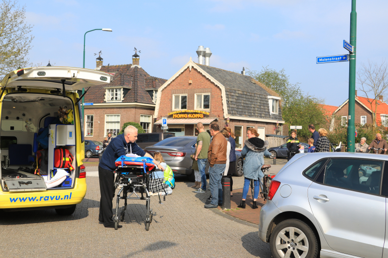 Scooterrijder gewond na botsing met auto