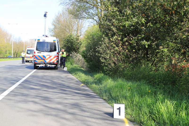 Drie gewonden bij groot busongeluk