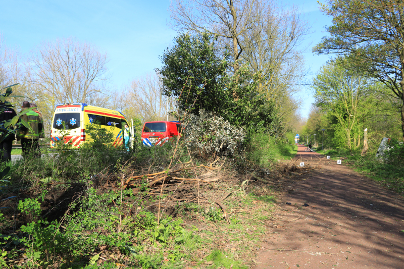 Drie gewonden bij groot busongeluk