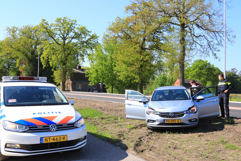 Kop-staartaanrijding tussen twee voertuigen