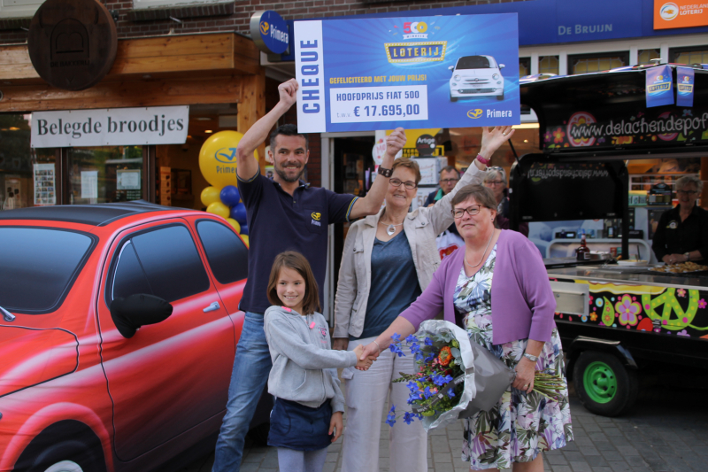 Hoofdprijs Primera loterij uitgereikt aan Marijke Beulenkamp