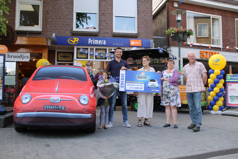 Hoofdprijs Primera loterij uitgereikt aan Marijke Beulenkamp
