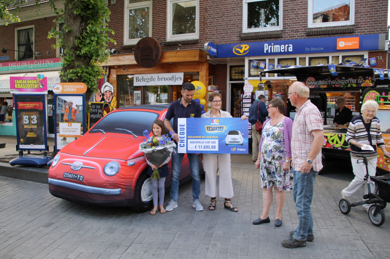 Hoofdprijs Primera loterij uitgereikt aan Marijke Beulenkamp
