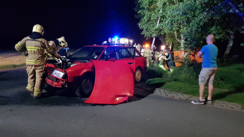 Gewonde bij aanrijding tussen bestelwagen en auto