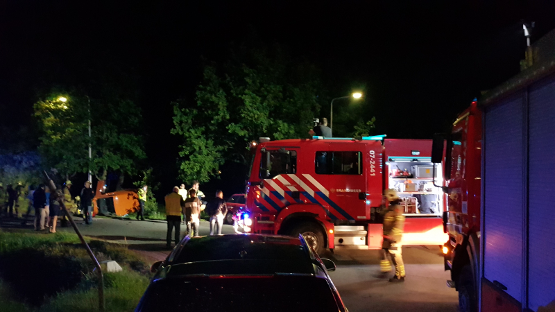 Gewonde bij aanrijding tussen bestelwagen en auto