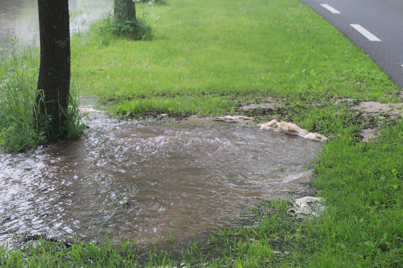 Waterleiding gesprongen